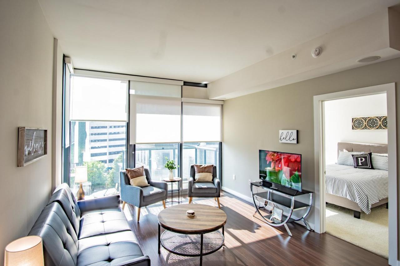 High Rise 2 Bedroom Apartment In A Great Location Apts アトランタ エクステリア 写真