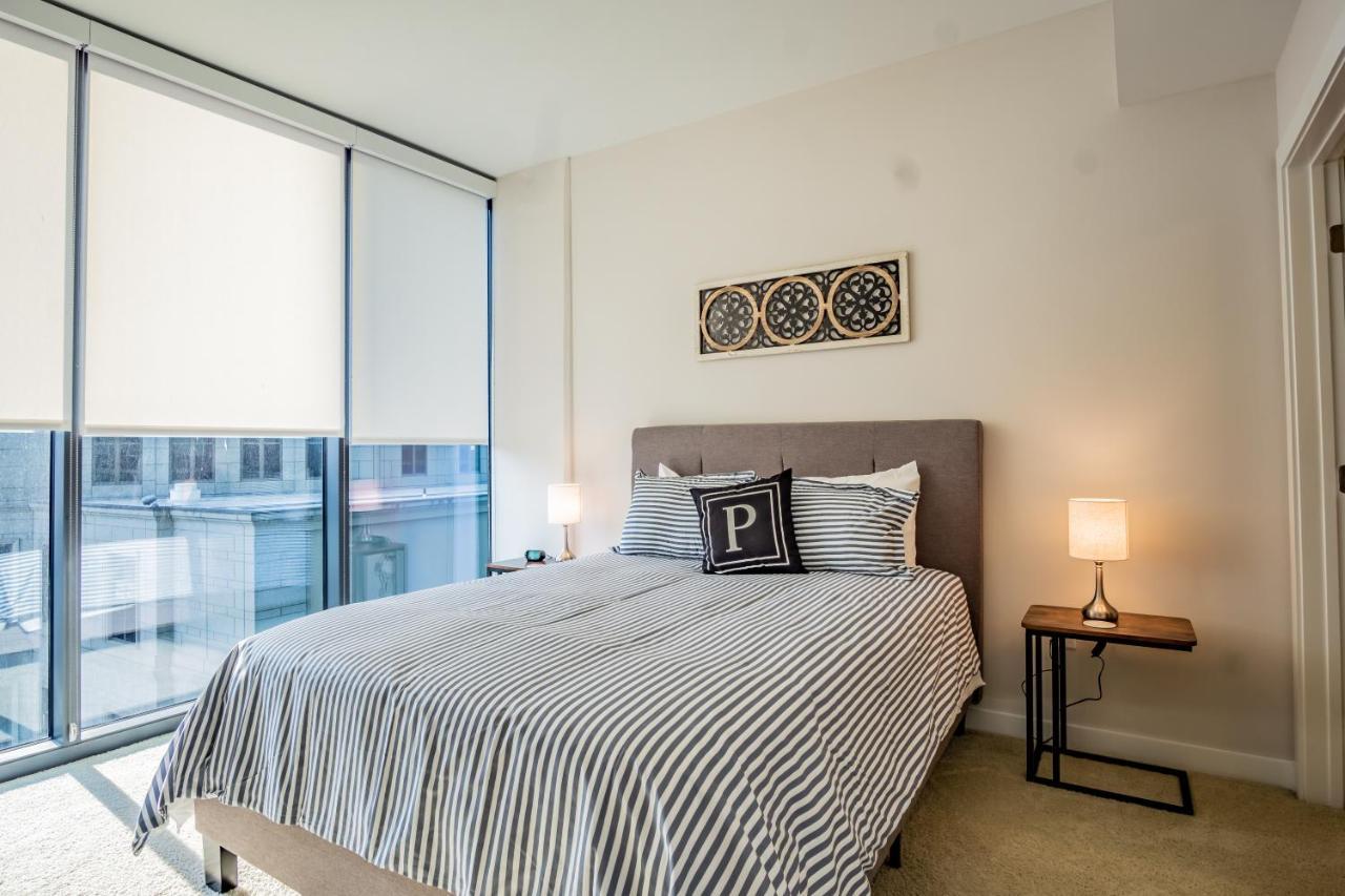 High Rise 2 Bedroom Apartment In A Great Location Apts アトランタ エクステリア 写真